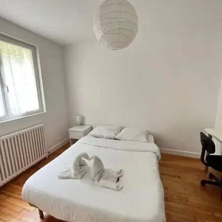 Angeles - Grand * Reims